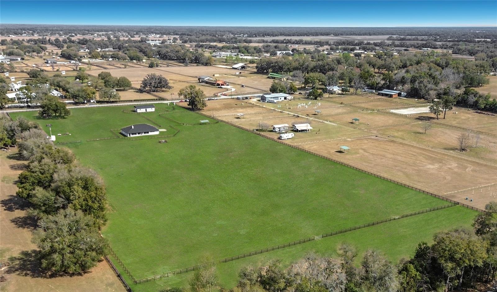 Image 4 of 60 For 780 100th Street