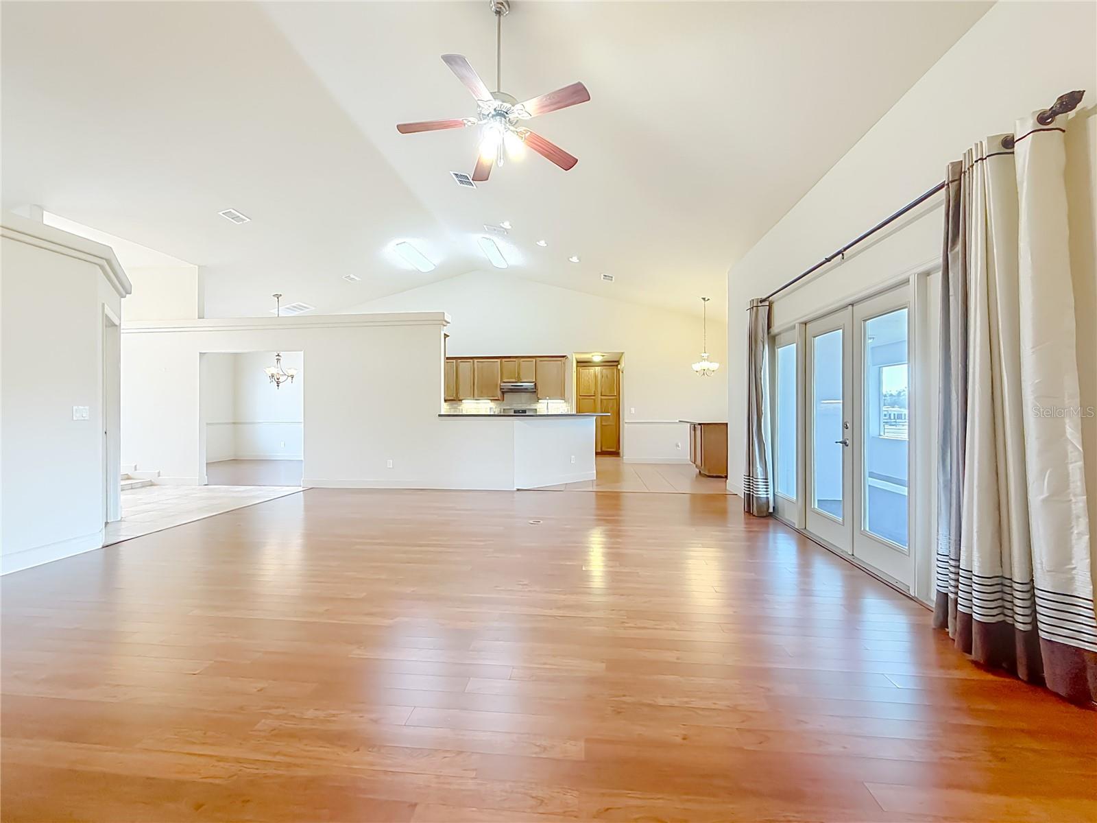 Image 41 of 60 For 780 100th Street