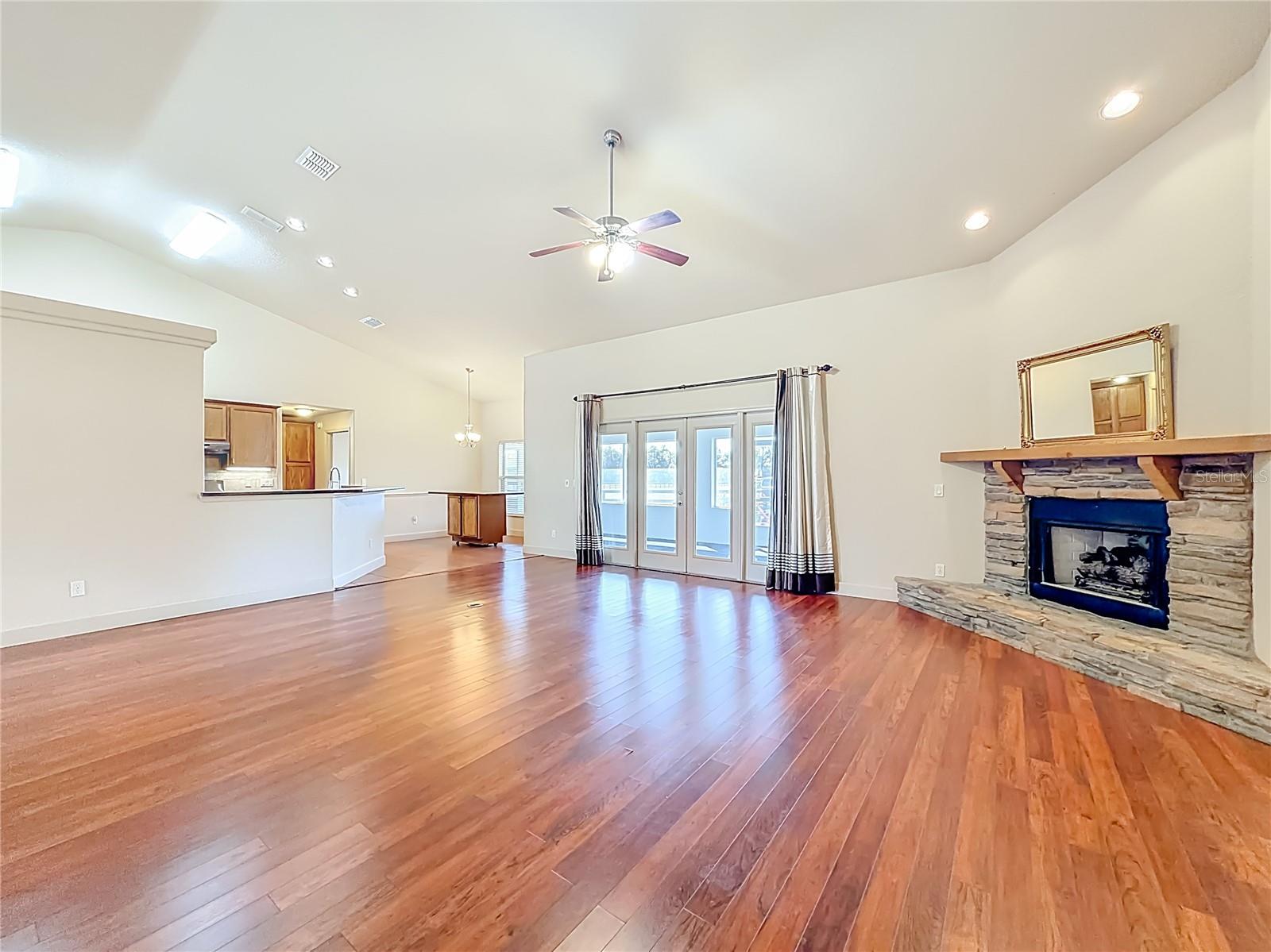 Image 43 of 60 For 780 100th Street