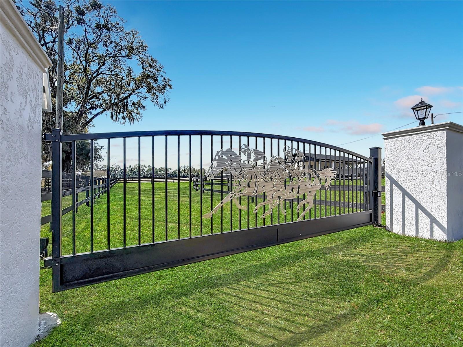 Image 8 of 60 For 780 100th Street