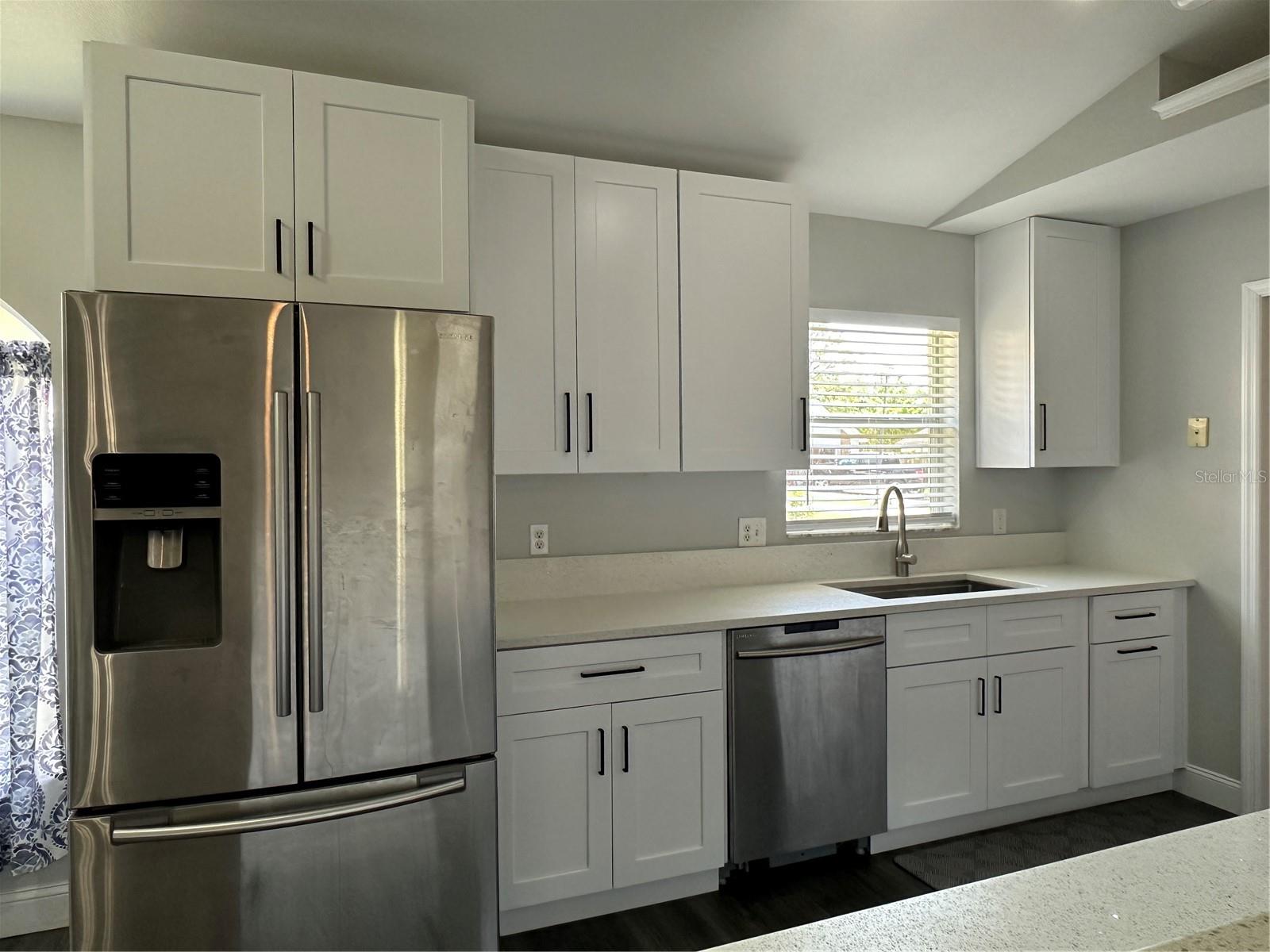 Image 2 of 23 For 1073 Country Cove Court