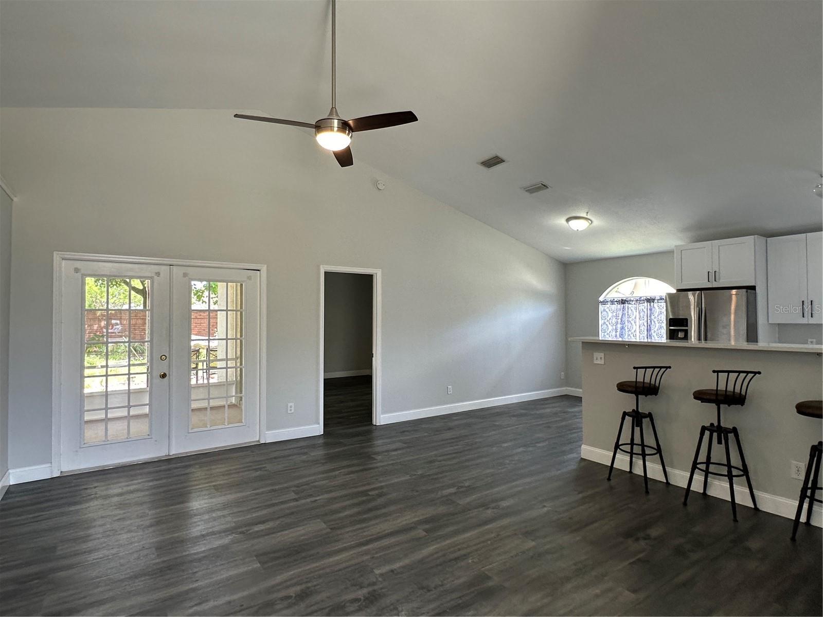 Image 8 of 23 For 1073 Country Cove Court