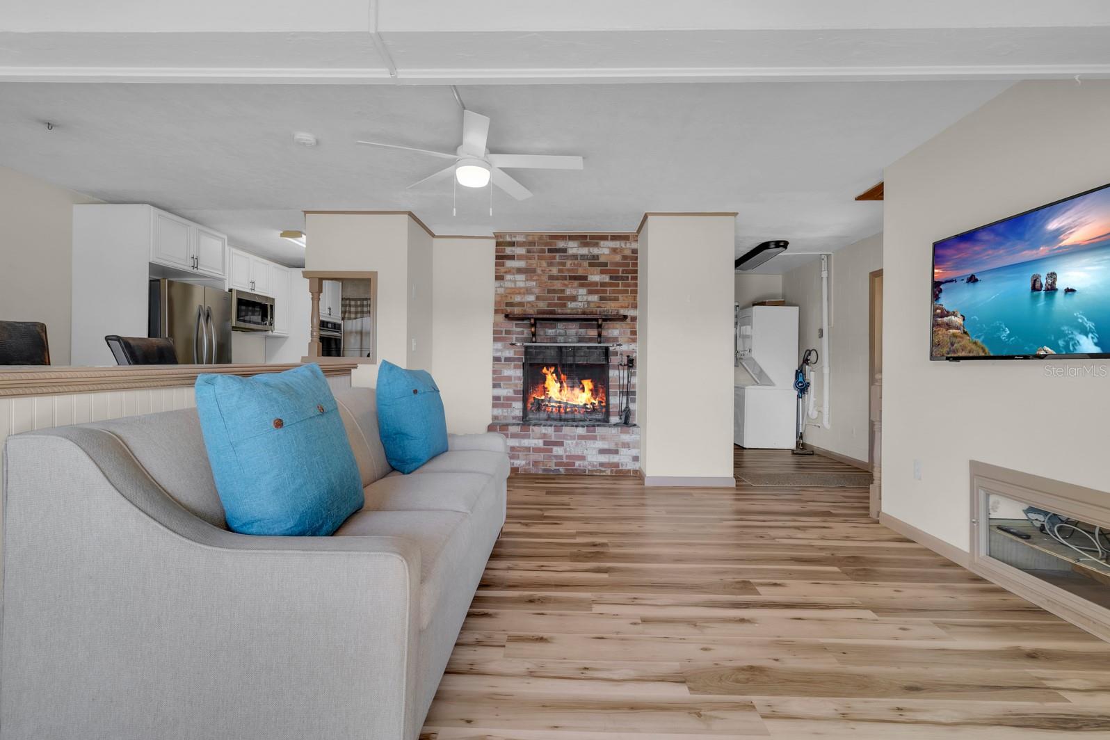 Image 2 of 29 For 1129 Lemon Bluff Road