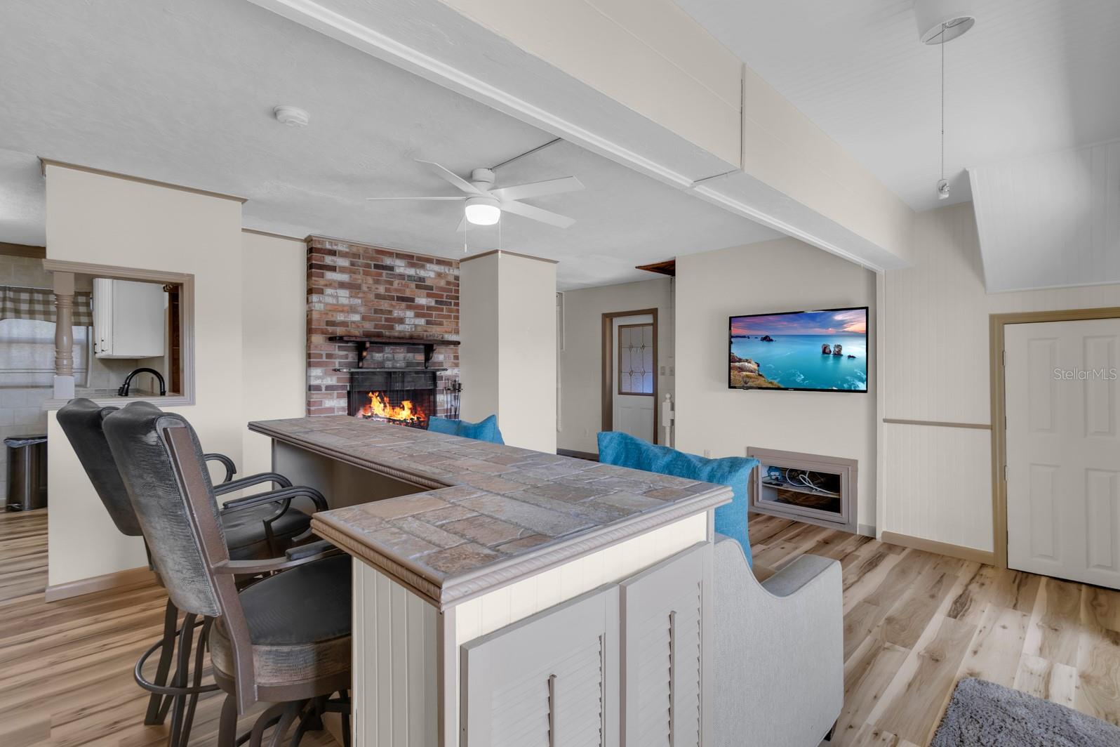 Image 7 of 29 For 1129 Lemon Bluff Road