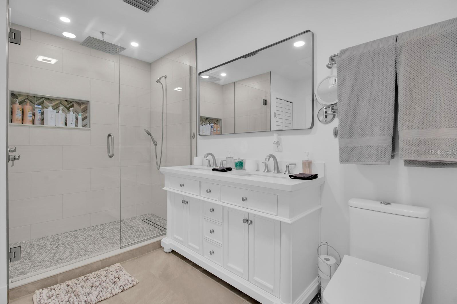 Image 17 of 35 For 1155 Lemon Bluff Road