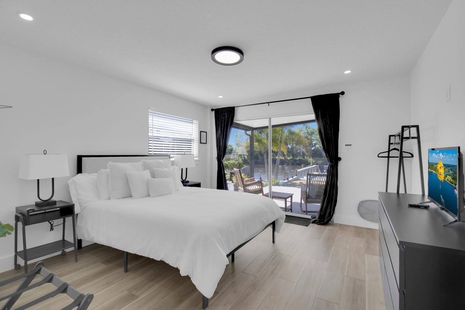 Image 20 of 35 For 1155 Lemon Bluff Road