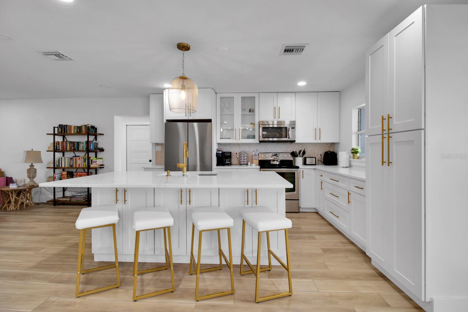 Image 4 of 35 For 1155 Lemon Bluff Road