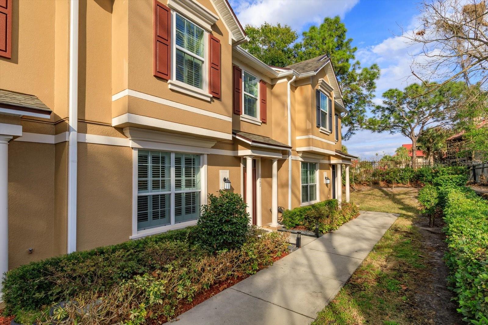 Image 2 of 26 For 1062 Winglewood