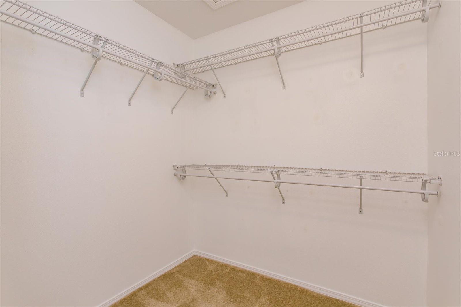 Image 20 of 26 For 1062 Winglewood