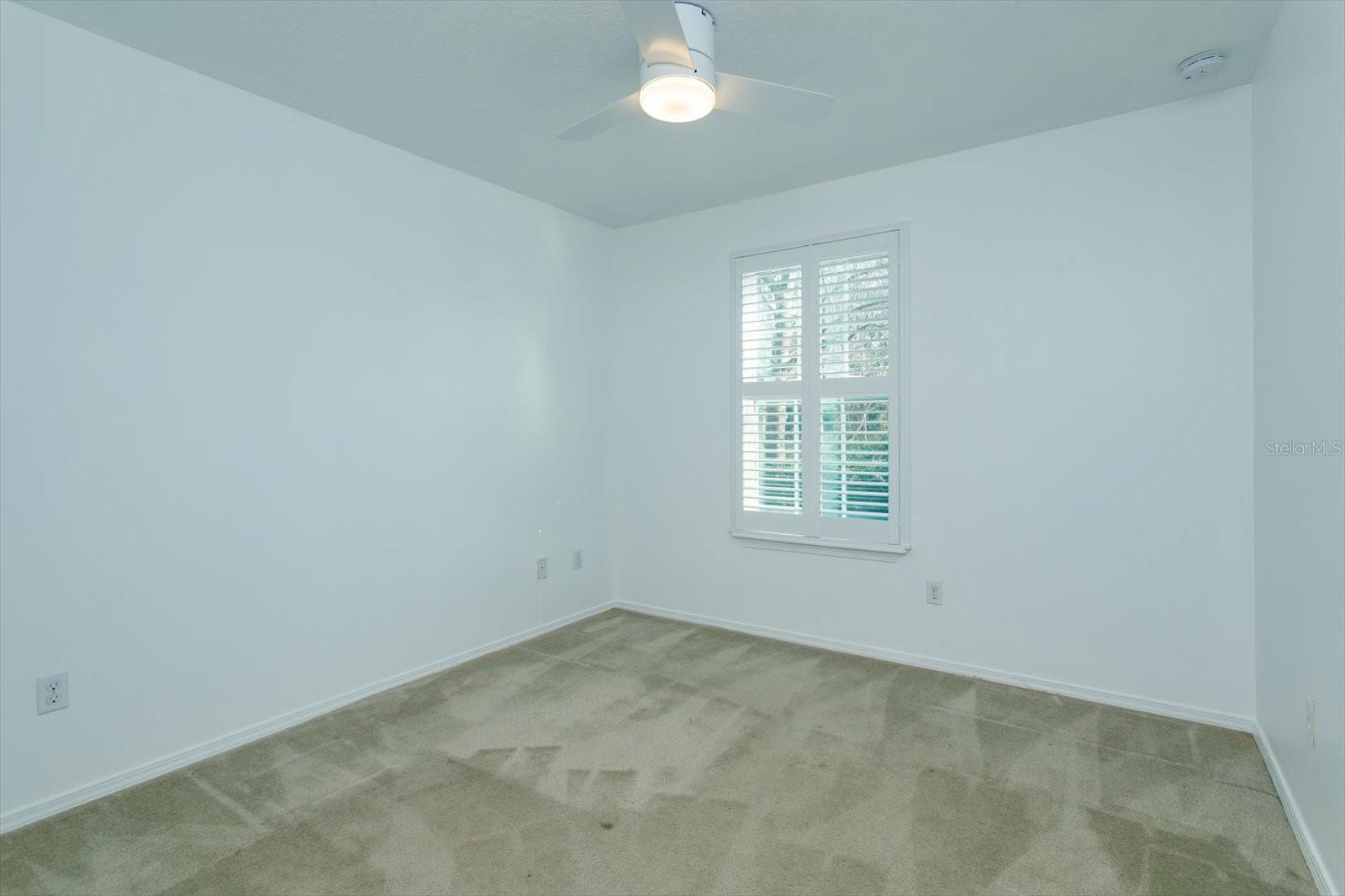 Image 21 of 26 For 1062 Winglewood