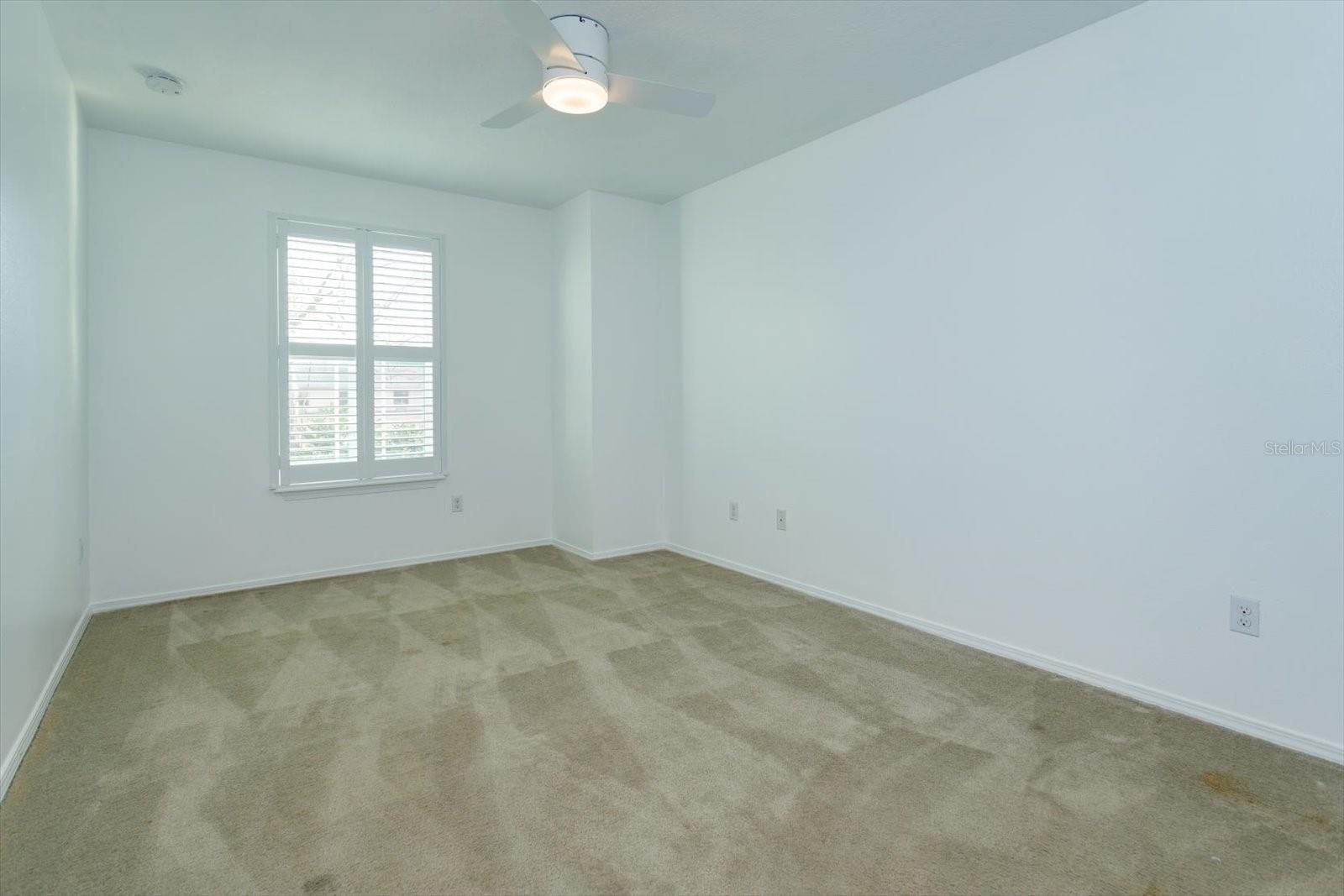 Image 23 of 26 For 1062 Winglewood