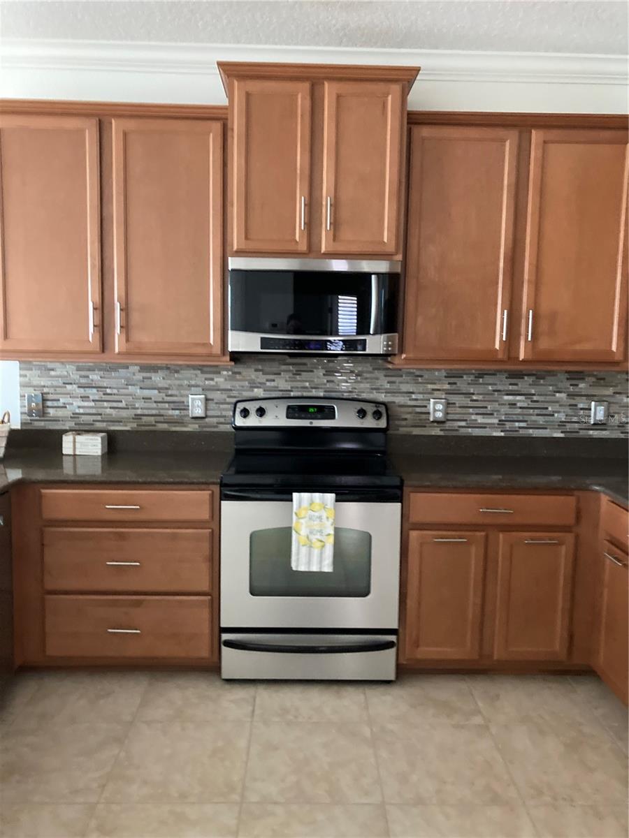 Image 12 of 32 For 2543 Balforn Tower Way