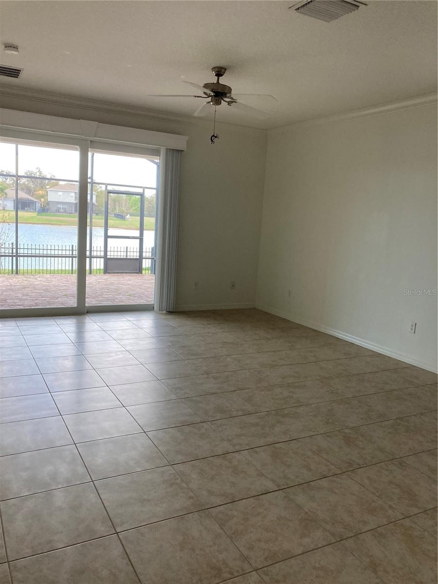 Image 14 of 32 For 2543 Balforn Tower Way