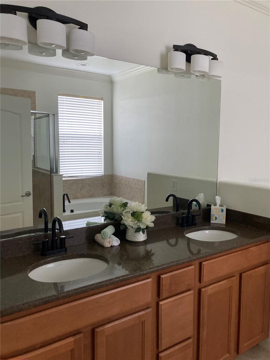 Image 20 of 32 For 2543 Balforn Tower Way