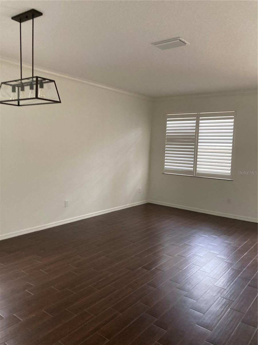 Image 7 of 32 For 2543 Balforn Tower Way