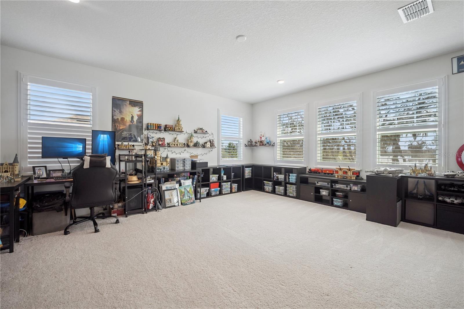 Image 32 of 57 For 17588 Lake Star Road