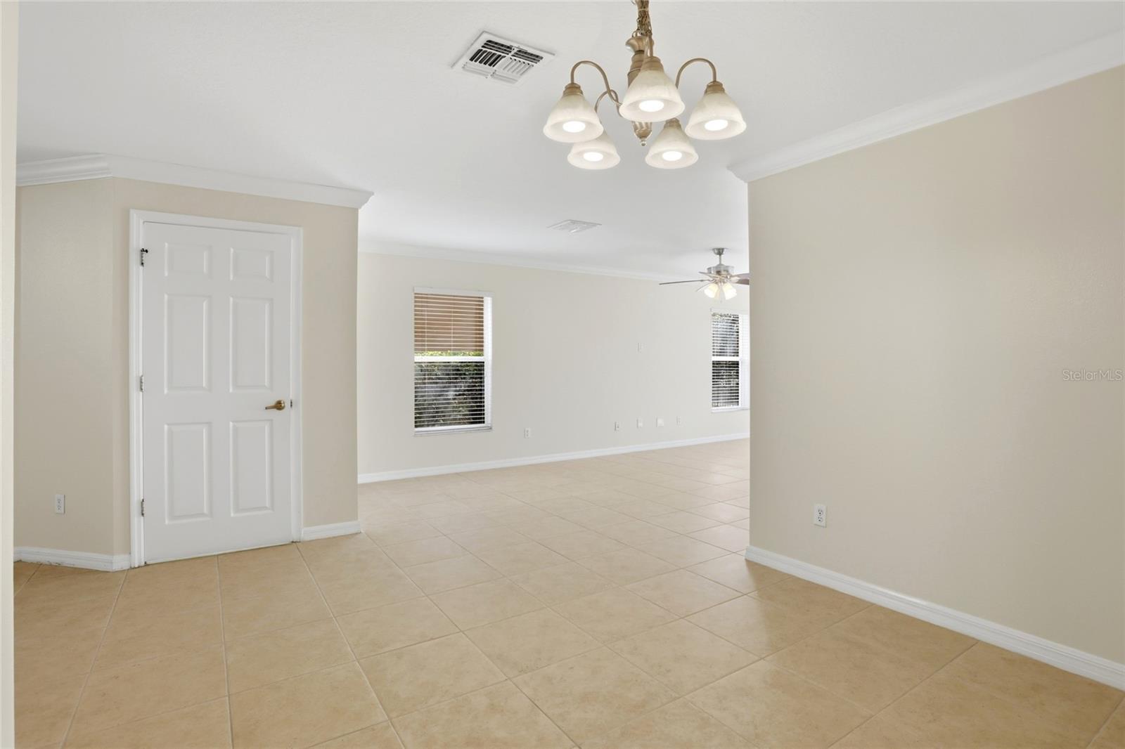 Image 11 of 33 For 3756 Collingwood Lane