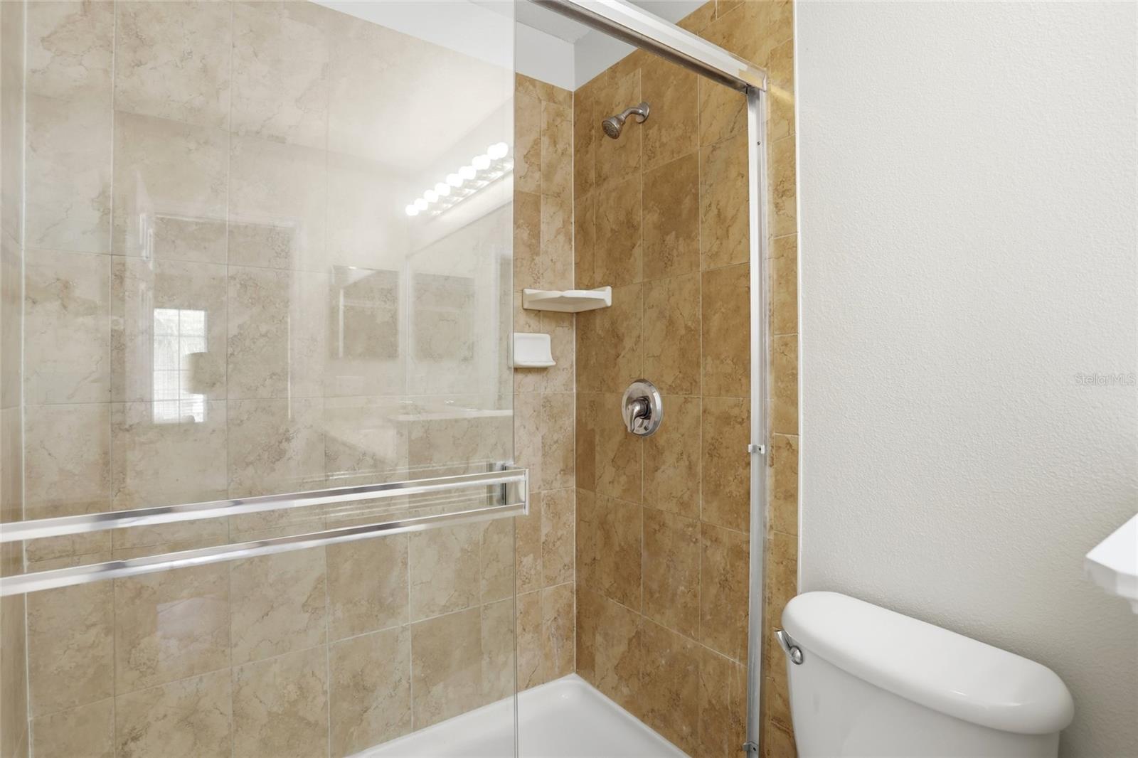 Image 20 of 33 For 3756 Collingwood Lane