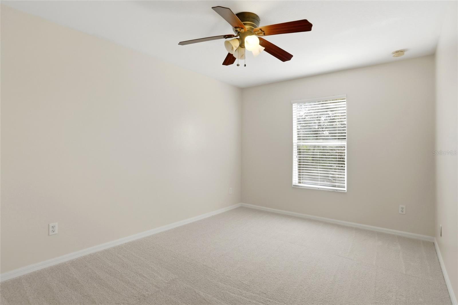 Image 21 of 33 For 3756 Collingwood Lane