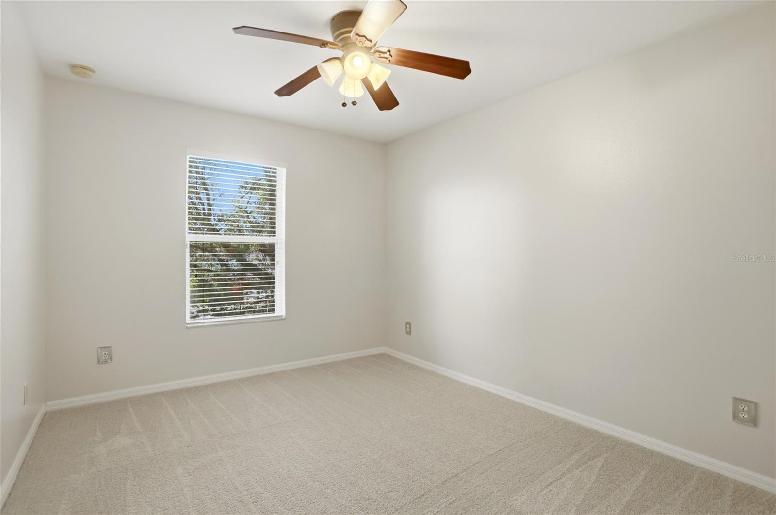 Image 23 of 33 For 3756 Collingwood Lane