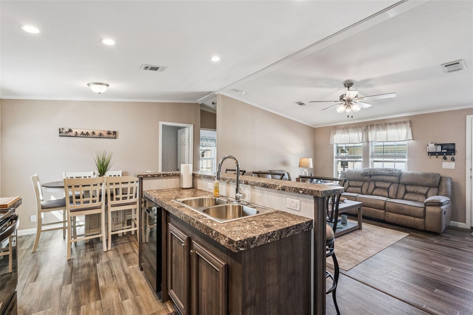 Image 8 of 33 For 38 Citrus Ridge Drive