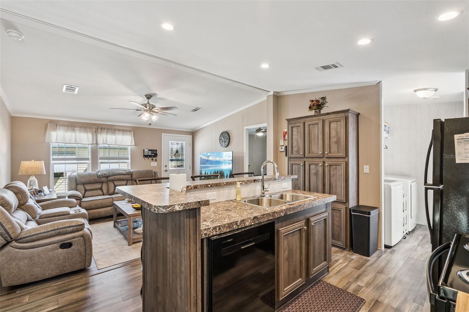 Image 9 of 33 For 38 Citrus Ridge Drive