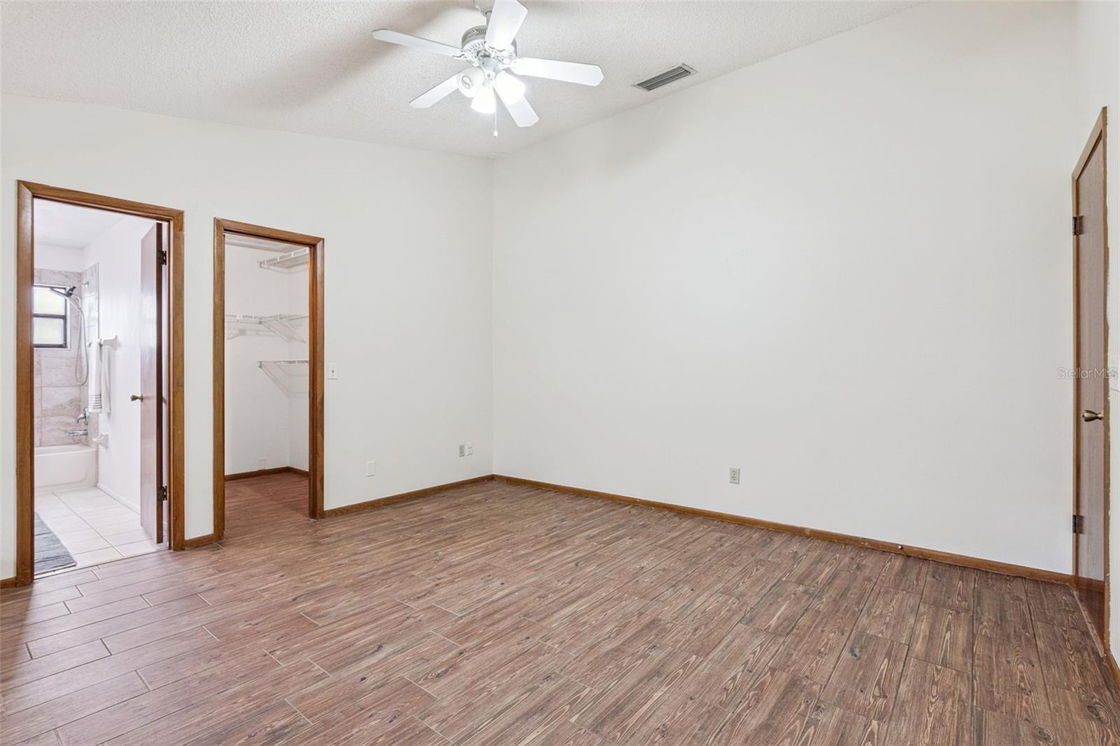 Image 9 of 35 For 1041 Dees Drive