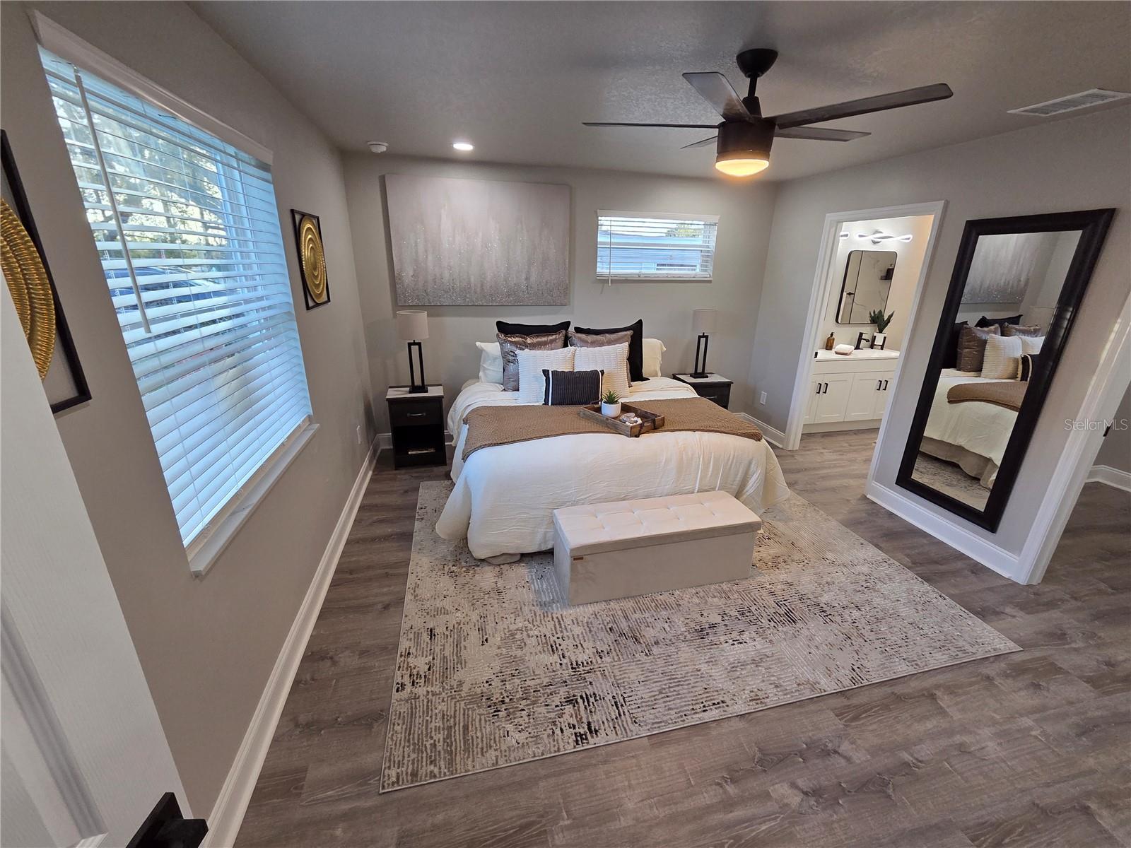 Image 12 of 64 For 1106 Valencia Road