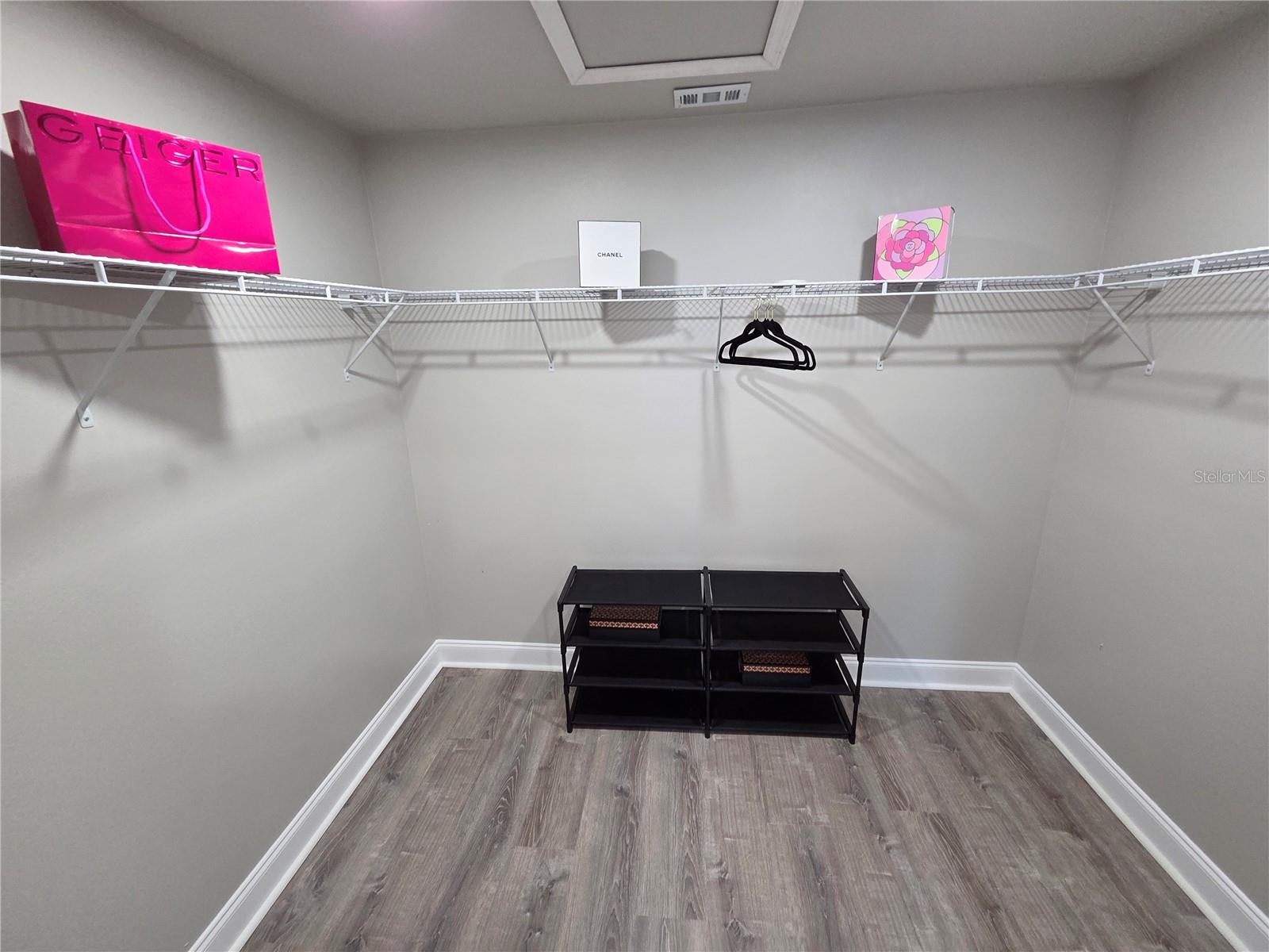 Image 18 of 64 For 1106 Valencia Road