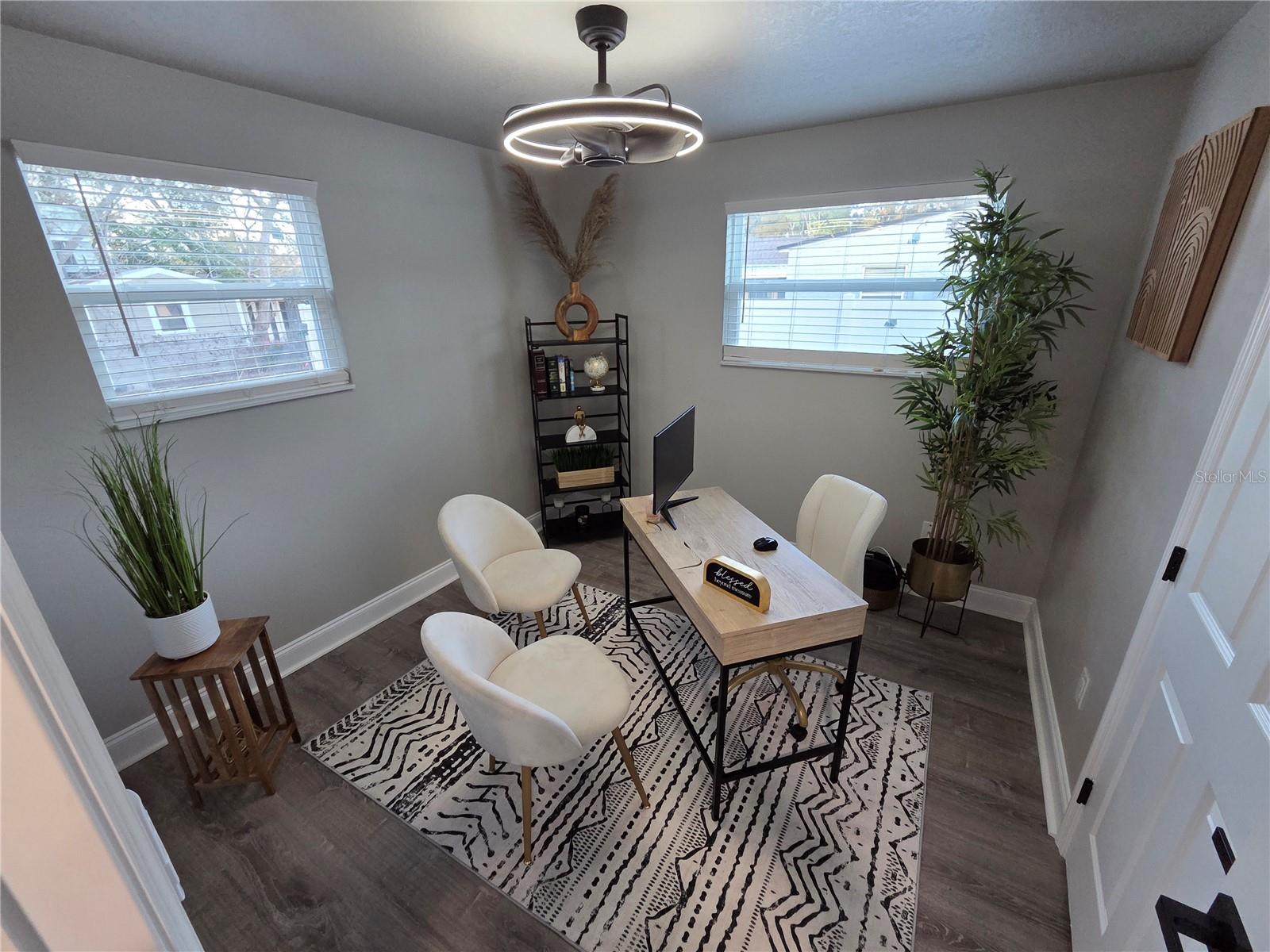 Image 31 of 64 For 1106 Valencia Road