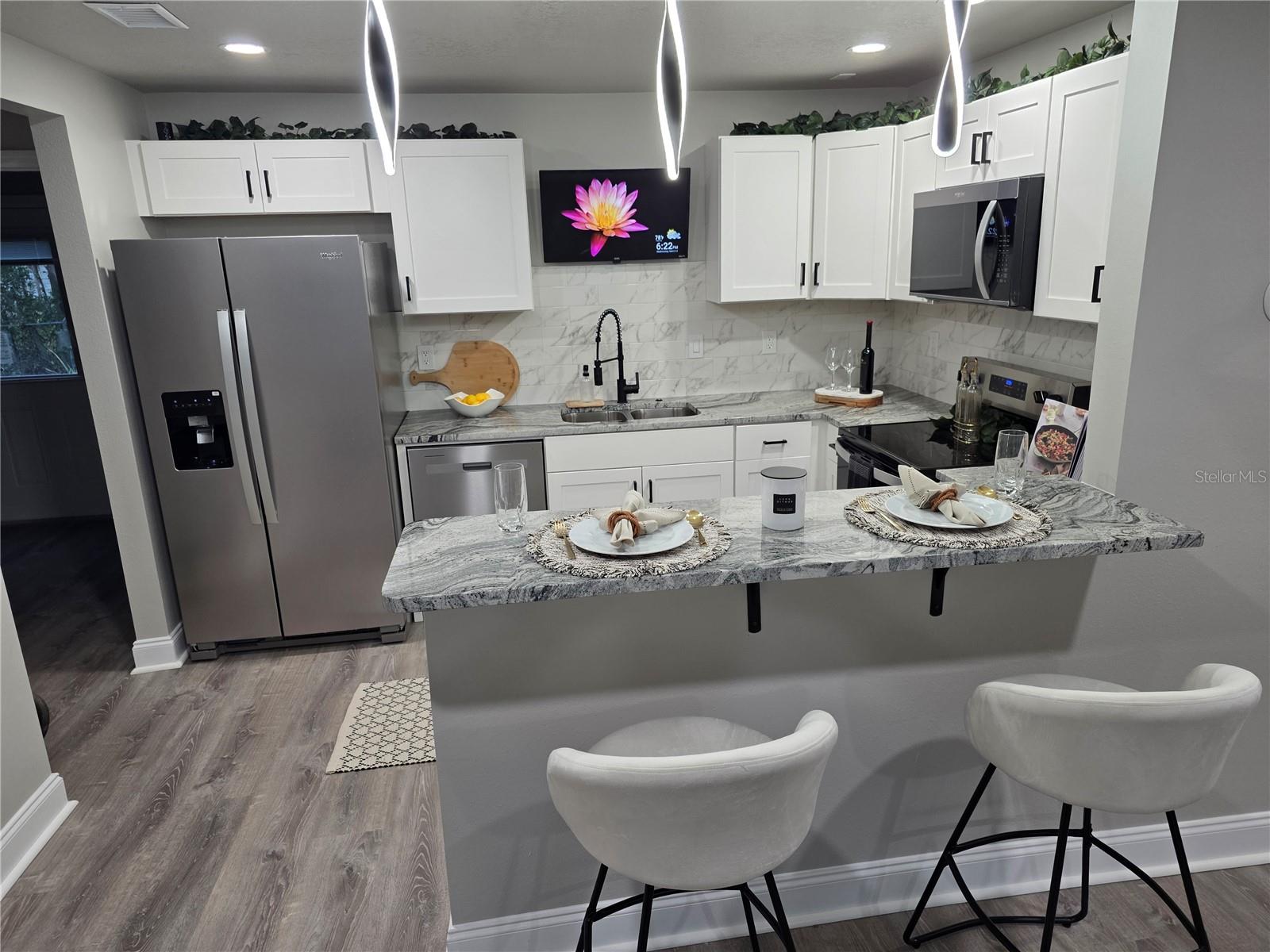 Image 52 of 64 For 1106 Valencia Road