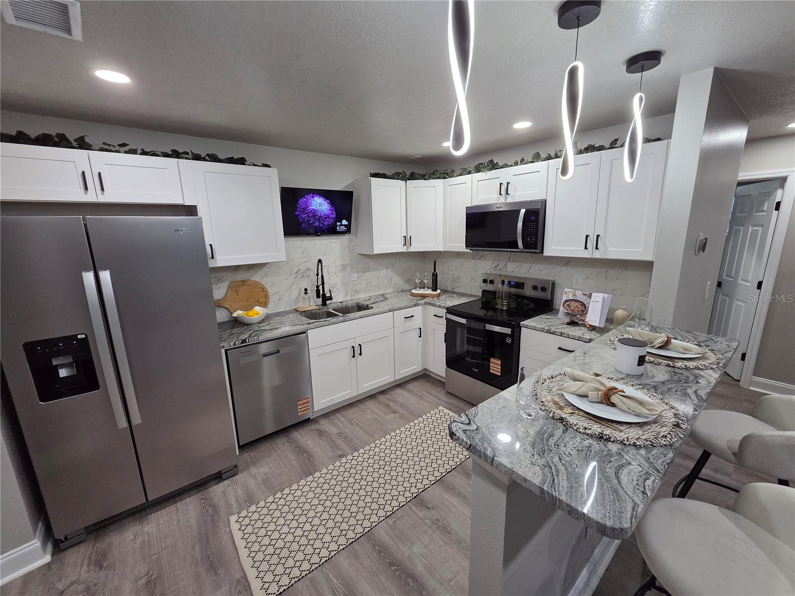 Image 57 of 64 For 1106 Valencia Road