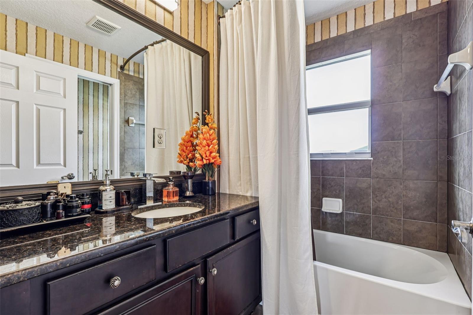 Image 35 of 57 For 2813 Sail Breeze Way