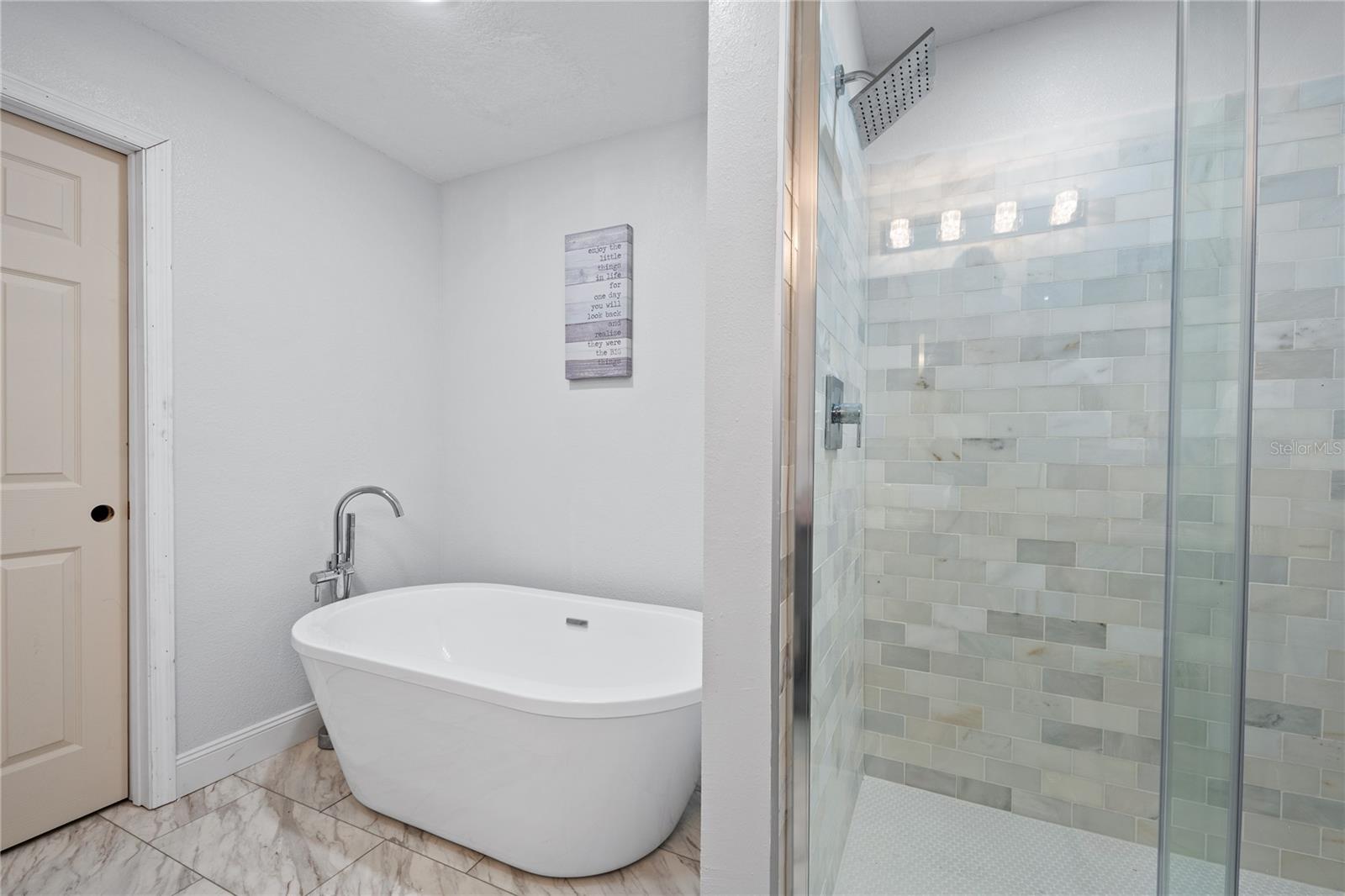 Image 49 of 100 For 7487 Gathering Drive