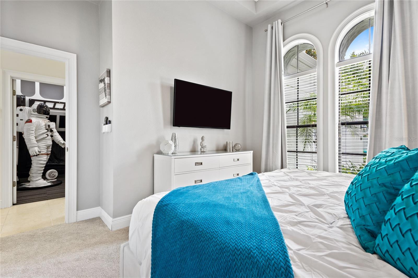 Image 51 of 100 For 7487 Gathering Drive