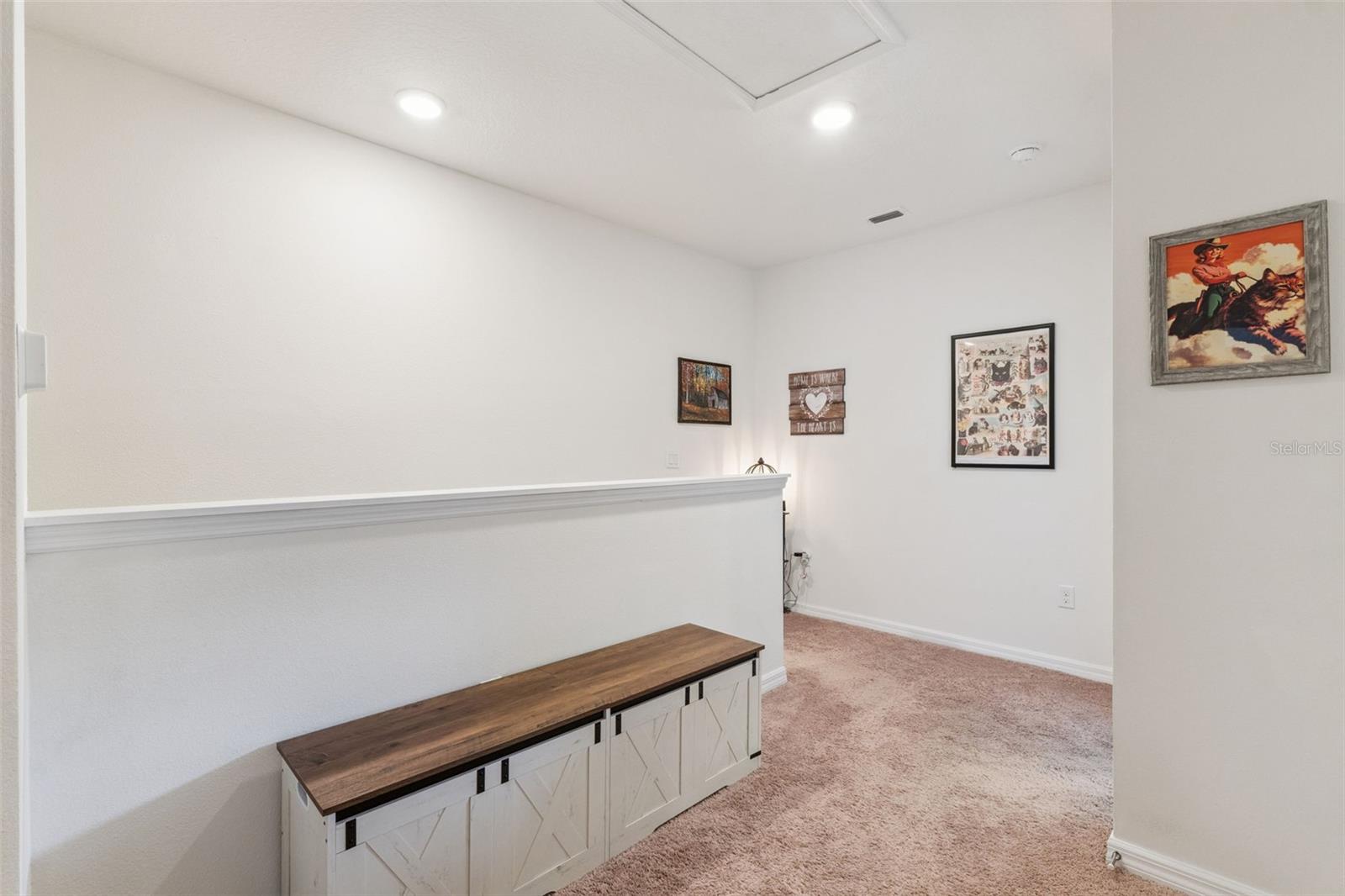 Image 17 of 40 For 427 Arbor Lakes Drive