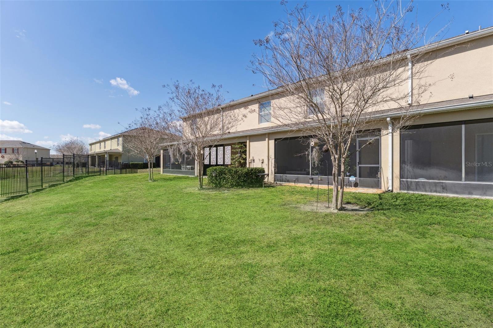 Image 29 of 40 For 427 Arbor Lakes Drive