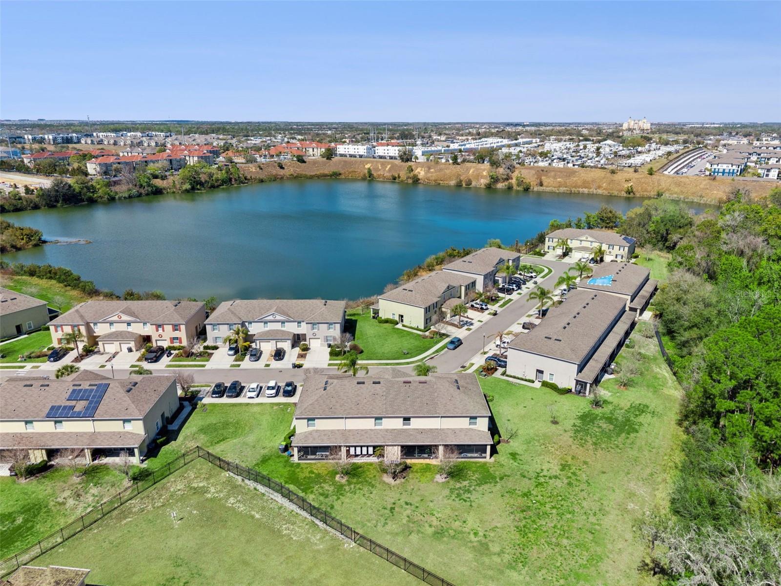 Image 31 of 40 For 427 Arbor Lakes Drive