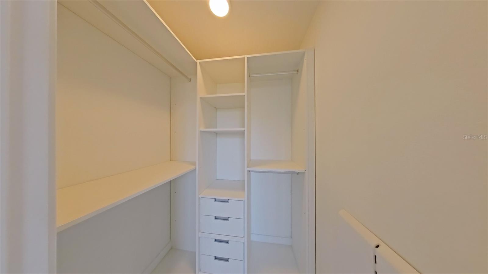 Image 7 of 10 For 5587 Millenia Boulevard 408