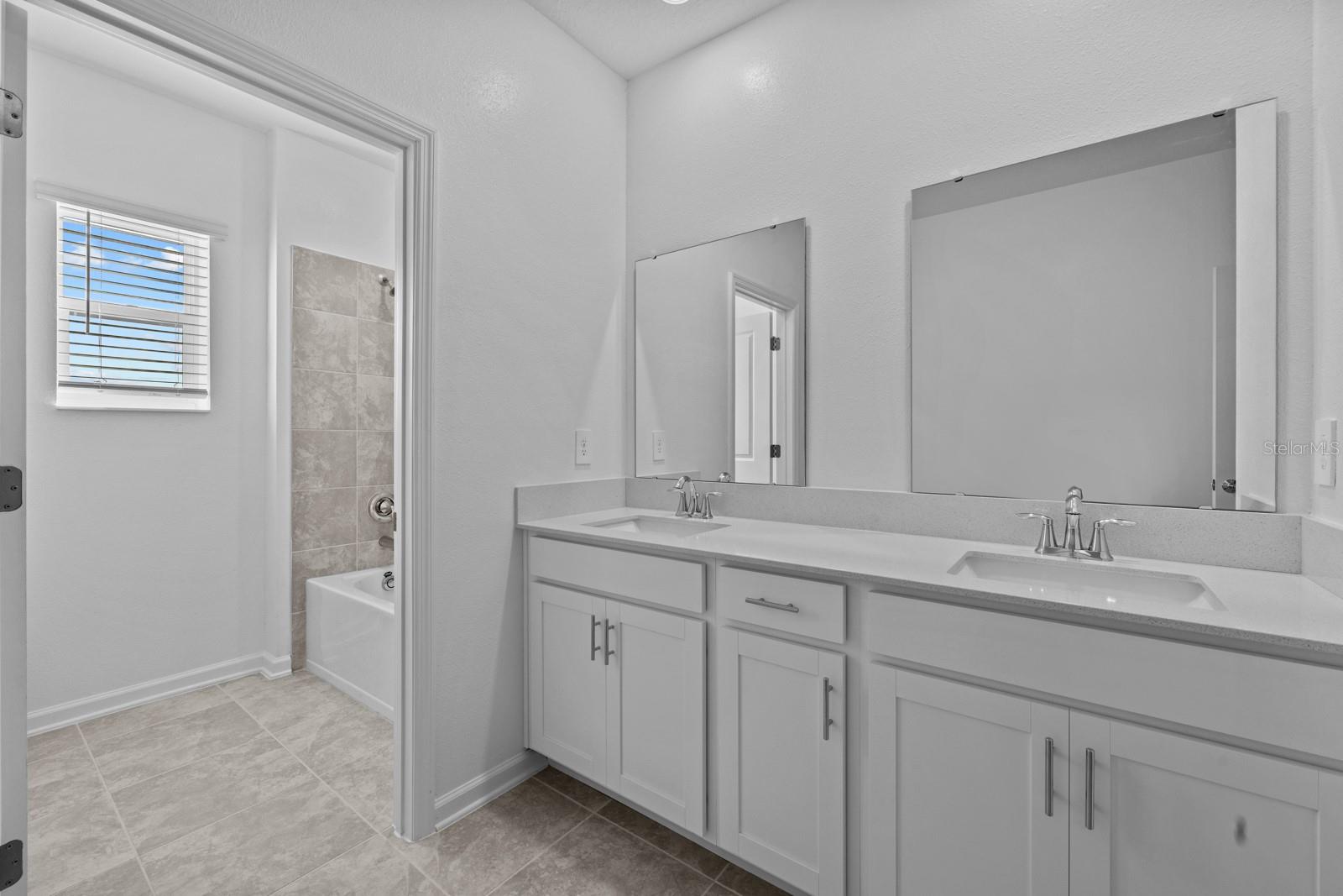 Image 11 of 19 For 2611 Runners Circle