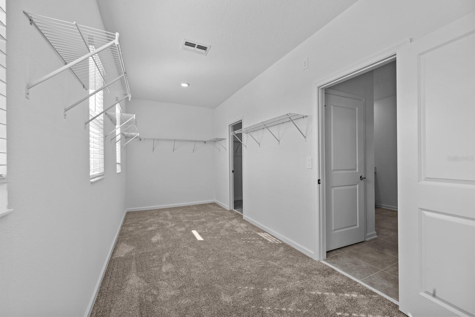 Image 12 of 19 For 2611 Runners Circle