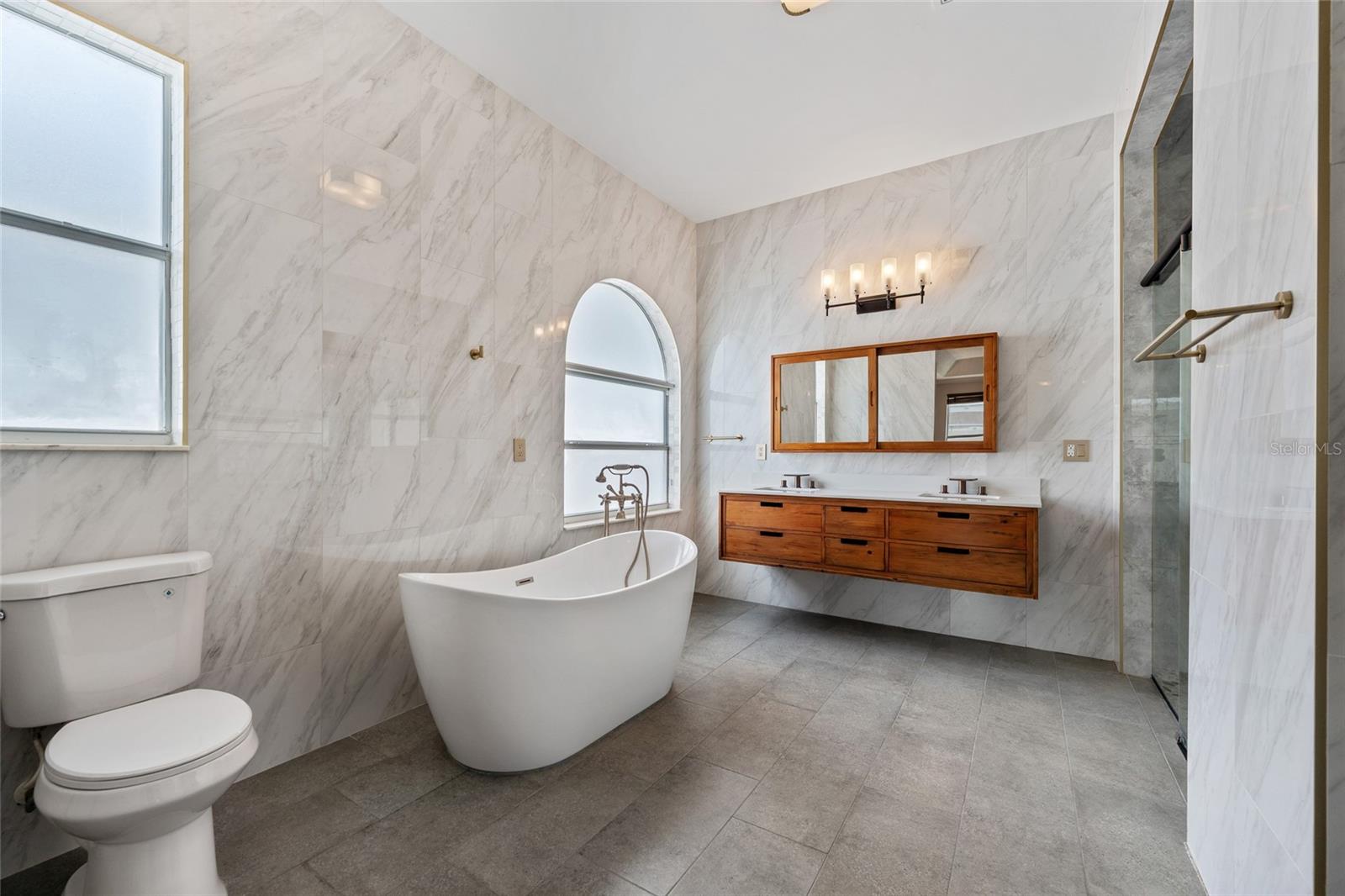 Image 6 of 24 For 3336 Herringridge Drive