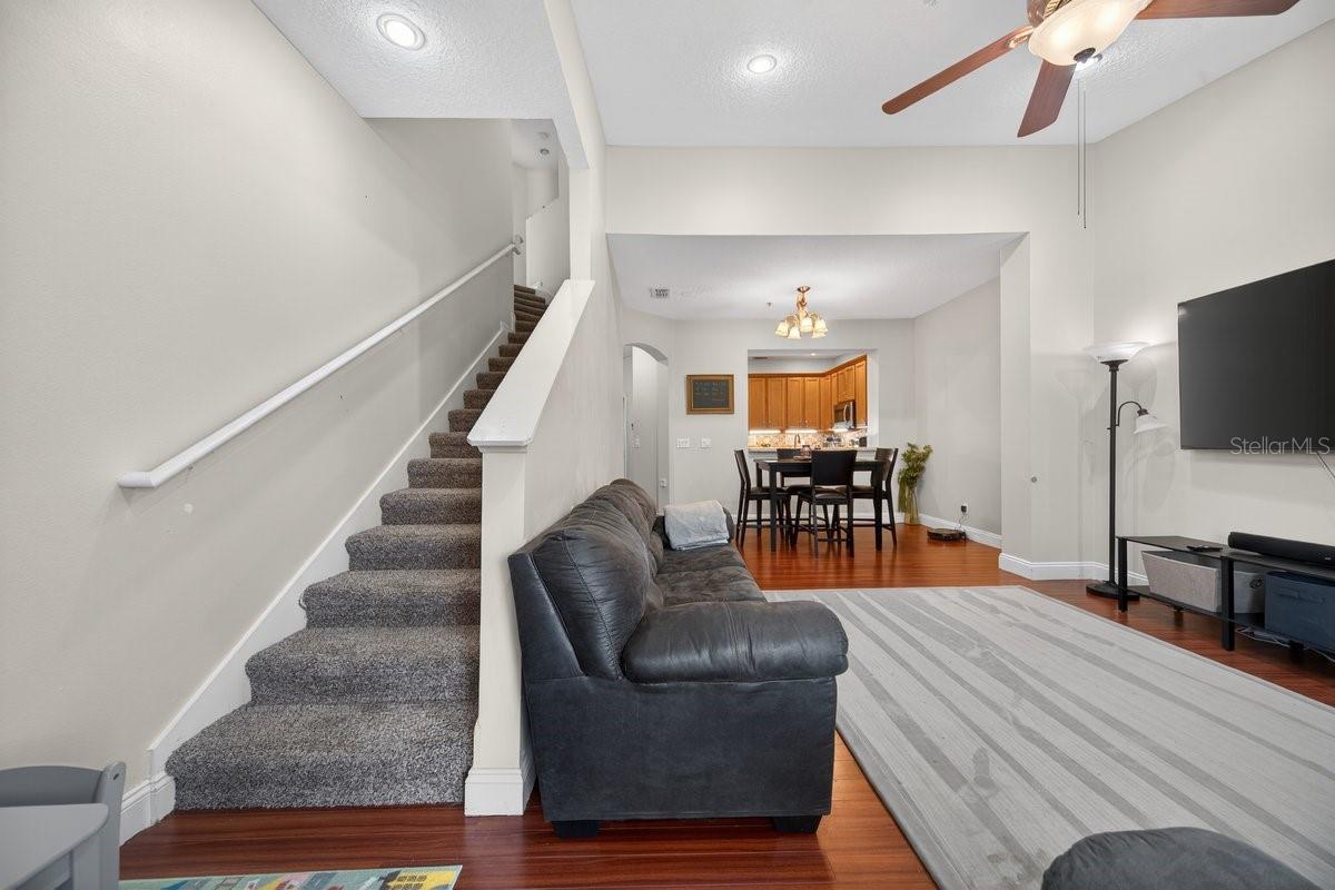 Image 10 of 28 For 471 Harbor Winds Court