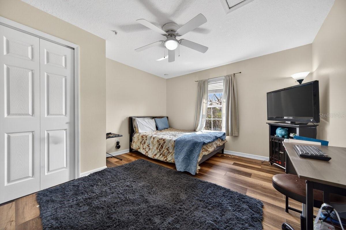 Image 21 of 28 For 471 Harbor Winds Court