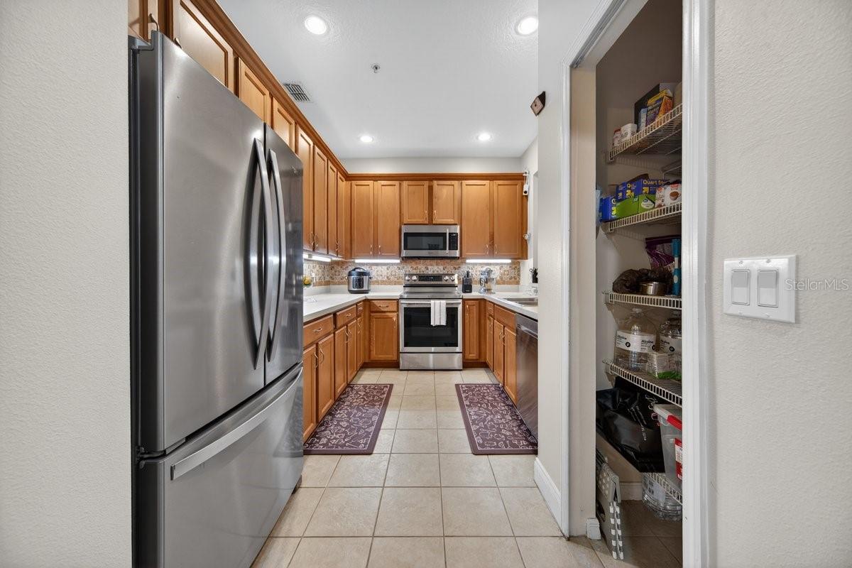 Image 5 of 28 For 471 Harbor Winds Court