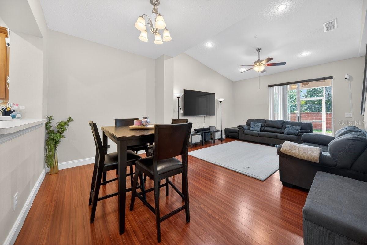 Image 8 of 28 For 471 Harbor Winds Court