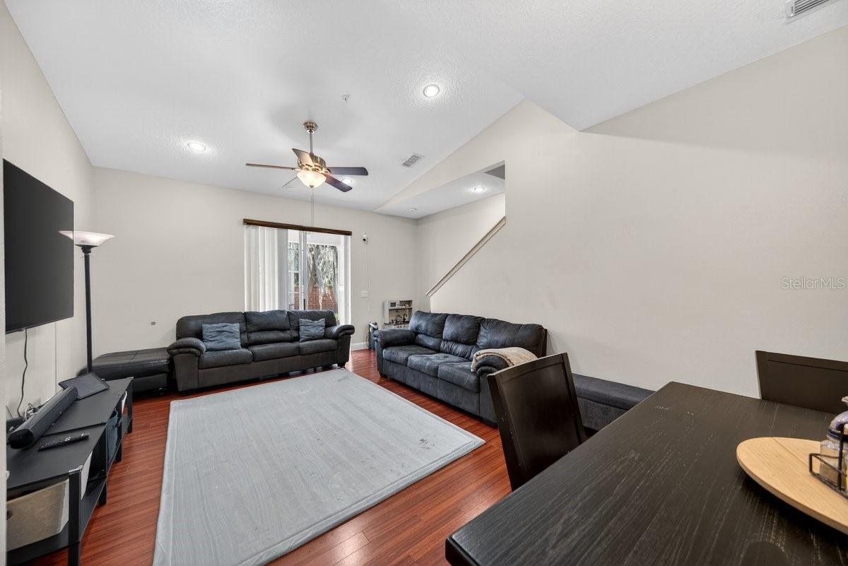 Image 9 of 28 For 471 Harbor Winds Court