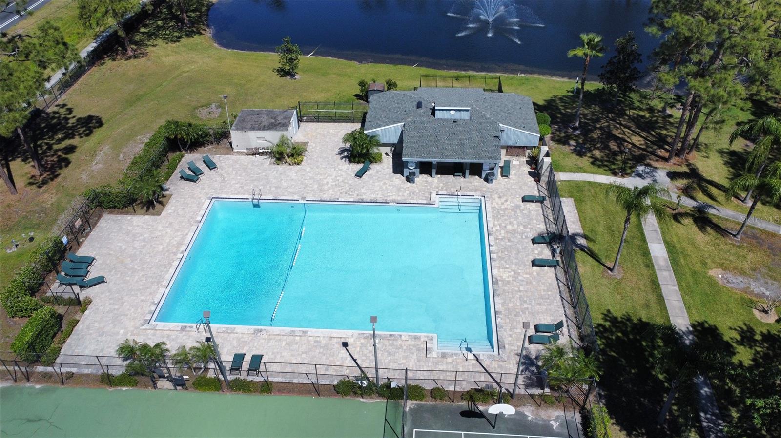 Image 15 of 16 For 4122 White Pine Avenue 1-3