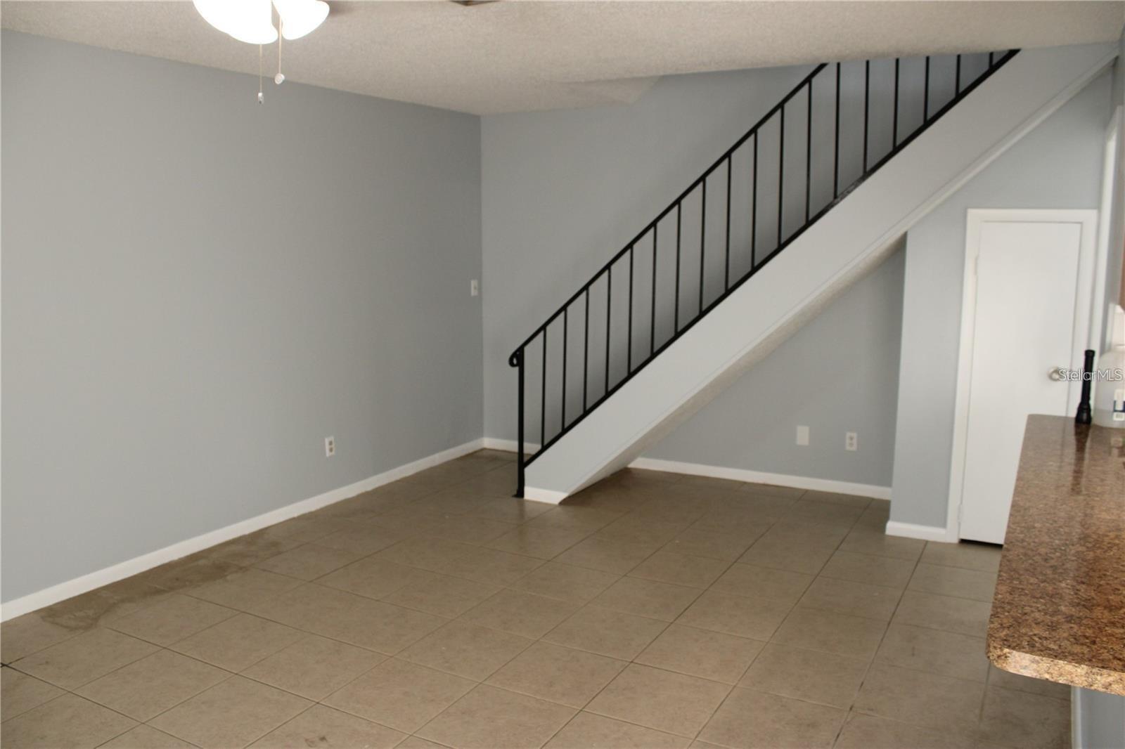 Image 2 of 16 For 4122 White Pine Avenue 1-3