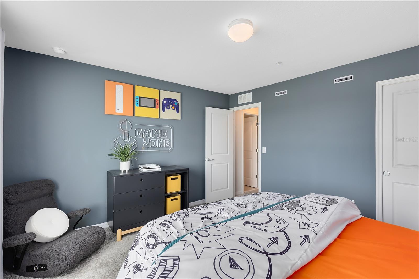 Image 16 of 23 For 426 Beryl Cove